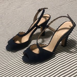 Chelsea Crew Blue Suede Twist shoes